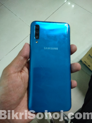 Samsung A50